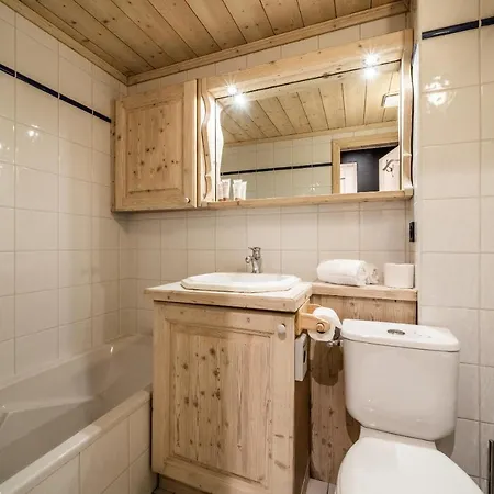 Les Balcons De Pralong 1850 - By Emerald * Κουρσεβέλ